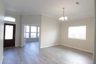 Building Photo - 1907 Benbrook Hollow Ln