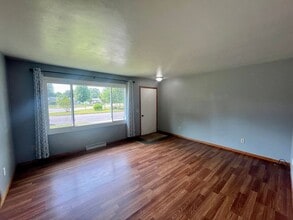 Building Photo - 1401-1403-1403 Wisconsin St