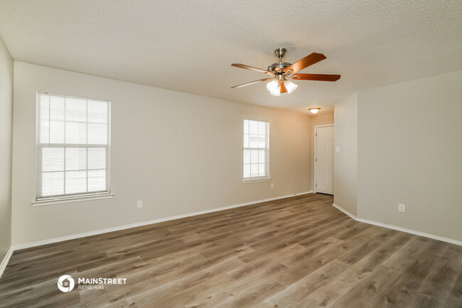 Building Photo - 7443 Pineberry Rd