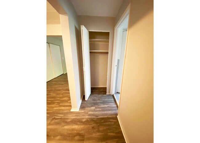 Foto del edificio - 539 Lowell Ave