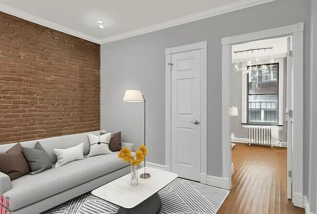 Building Photo - 219 E 23rd St
