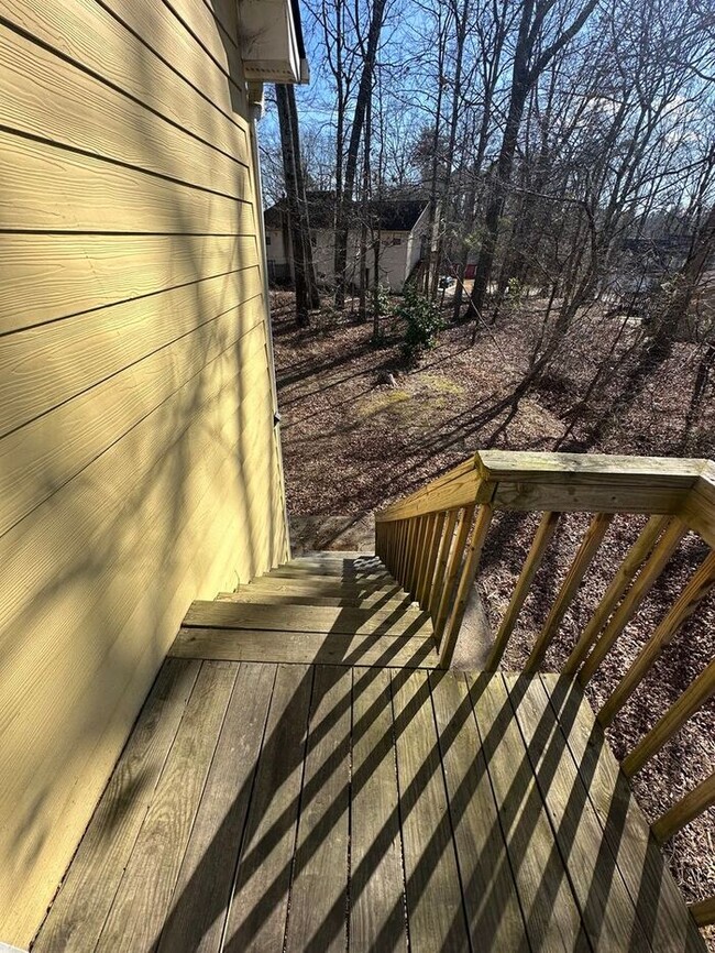 Building Photo - Discover This Charming Atlanta 1-Bedroom Apartment