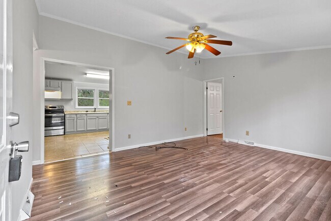 Foto del edificio - 810 Wildwood Cir