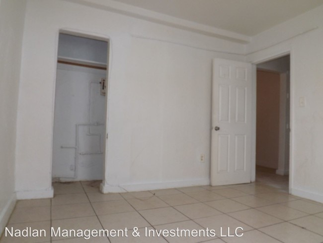 Building Photo - 1540 NW 1st Ct