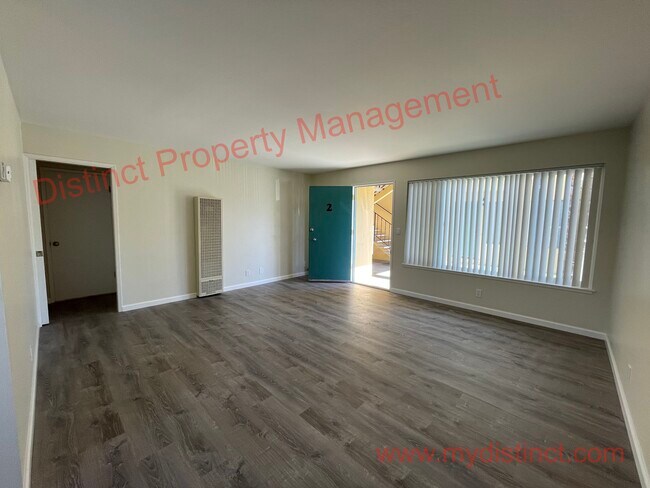 Building Photo - 102 S Morrissey Ave