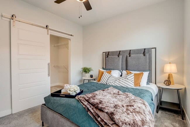 Building Photo - Wesmont