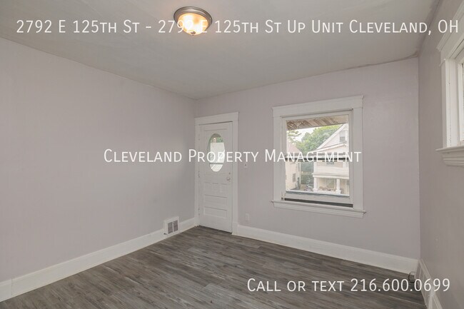 Foto del edificio - 2792 E 125th St