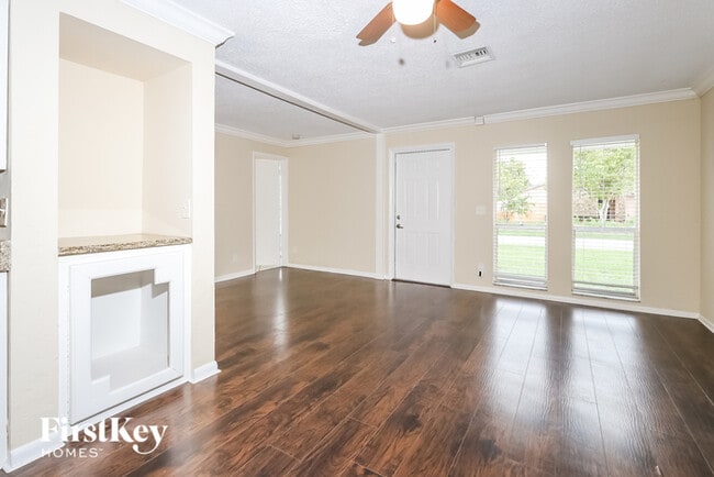 Building Photo - 1035 Cameo Cir