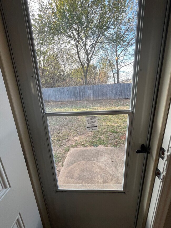 Foto del edificio - Beautiful 3 bed, 2 bath home in Noble!--1216 N 4th Street