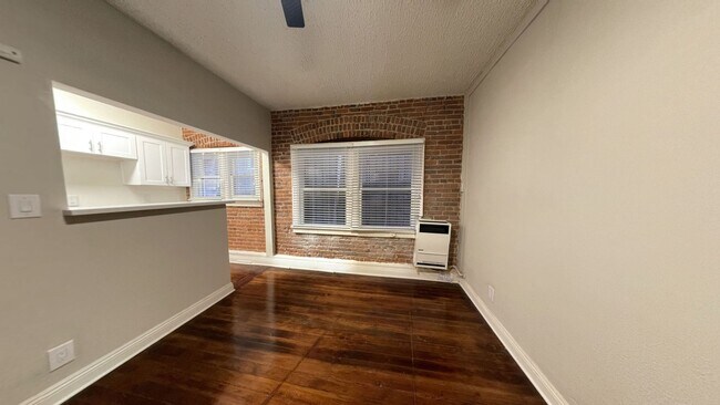 Foto del interior - Leeward Apts...New York Style..Gorgeous Newly Remodeled!