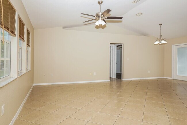 Foto del edificio - 96 Allworthy St