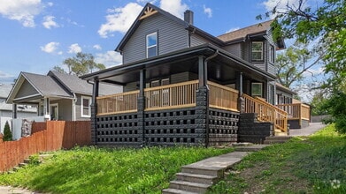 Building Photo - 132 Akin Ave