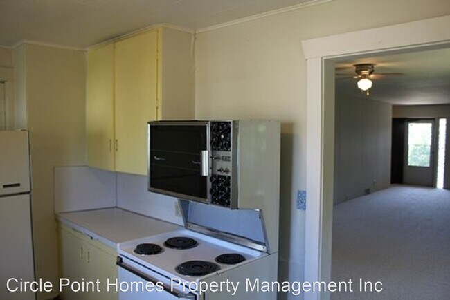 Foto del edificio - 2 br, 1 bath House - 810 NE 79th St
