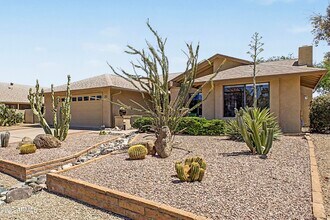 Building Photo - 9625 W Taro Ln