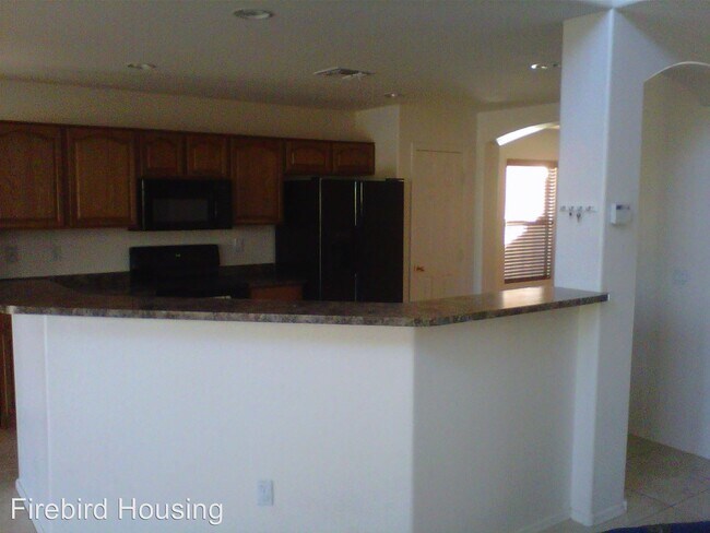 Building Photo - 21680 E Via del Rancho