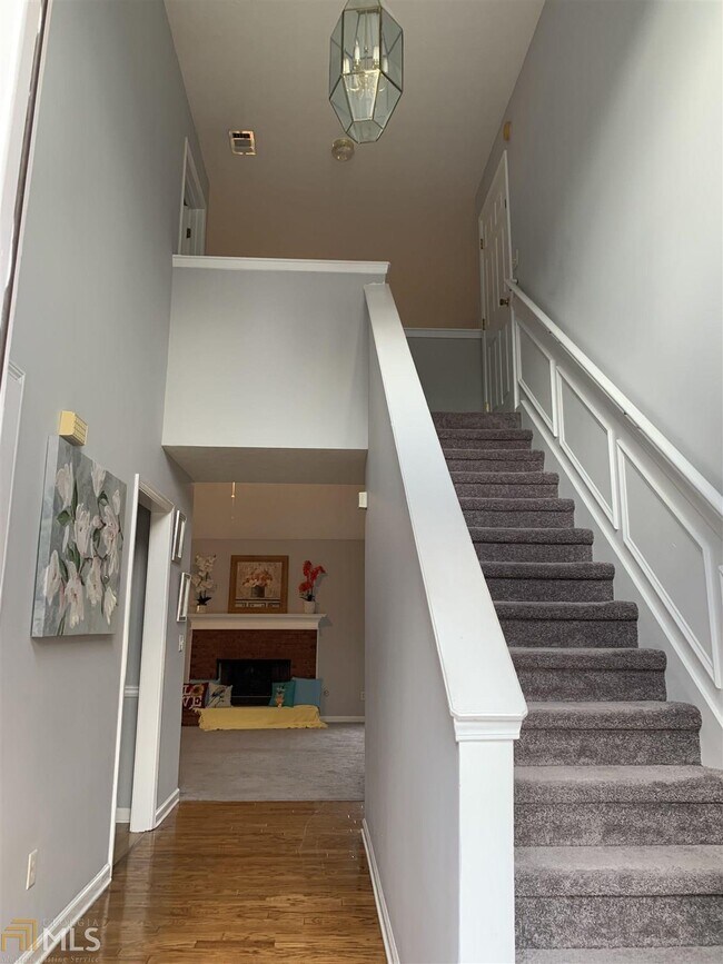 Building Photo - 3310 Wellbrook Dr