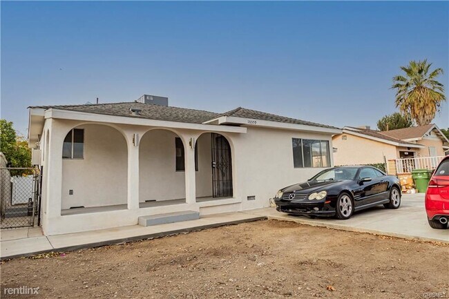Building Photo - 2 br, 2 bath Duplex - 10359 Telfair Ave
