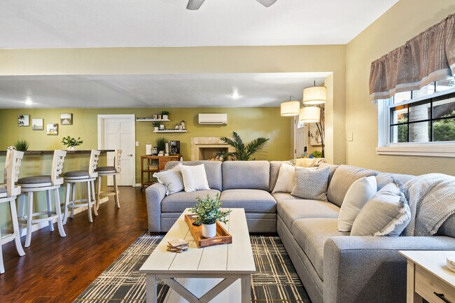 Foto del edificio - 10314 66th Ave