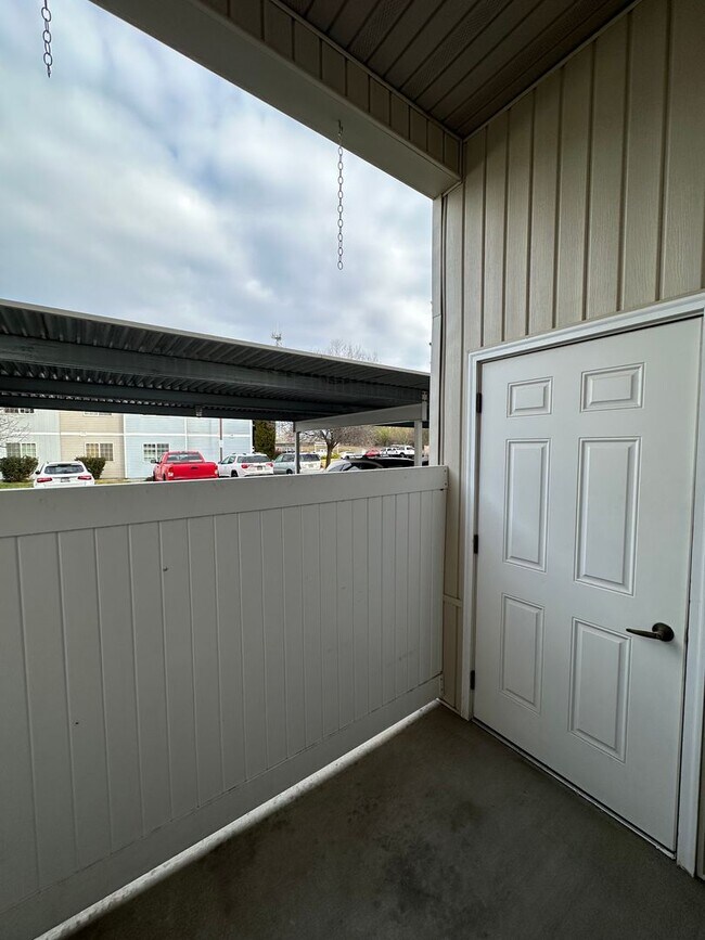 Foto del edificio - Promenade Loop Condo (PL#2)