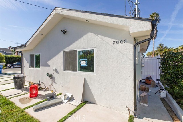 Primary Photo - 7003 Forbes Ave