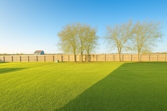 Building Photo - 1221 Kingston Dr