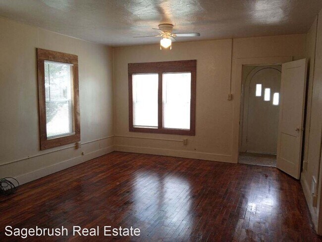 Foto del edificio - 3 br, 1 bath House - 1023 W. University