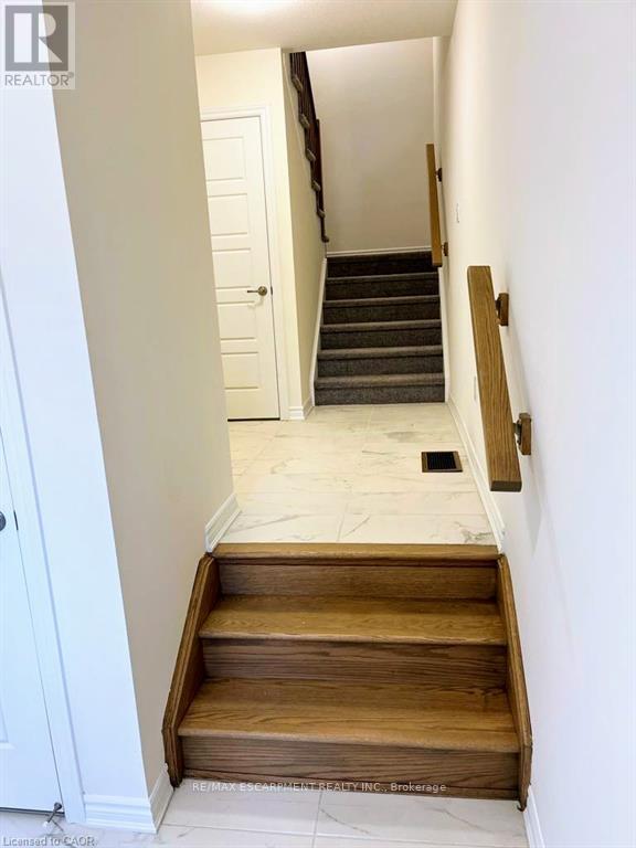 Photo du bâtiment - 305 Garner Rd W