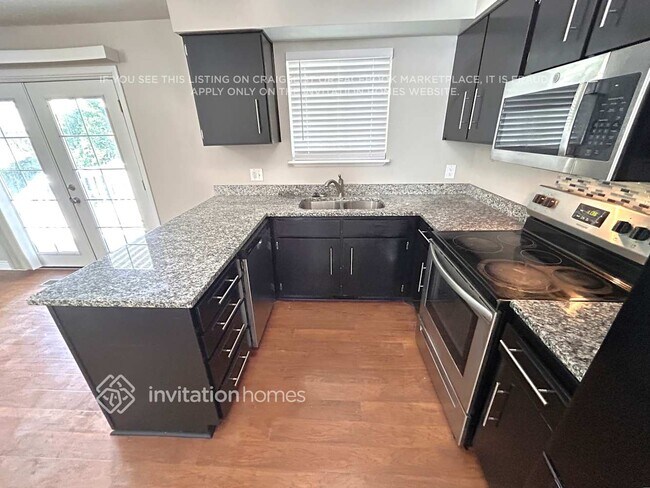 Foto del edificio - 5262 Skeeswood Dr
