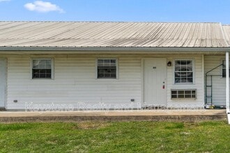 Building Photo - 308 Thompsonville Ln