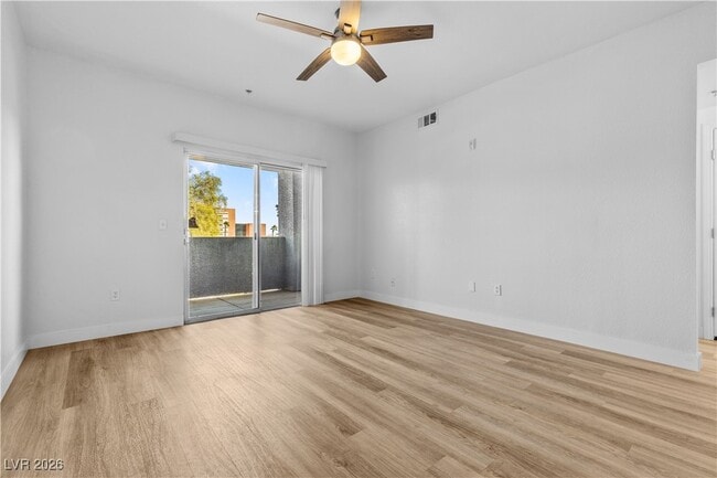 Building Photo - 6955 N Durango Dr