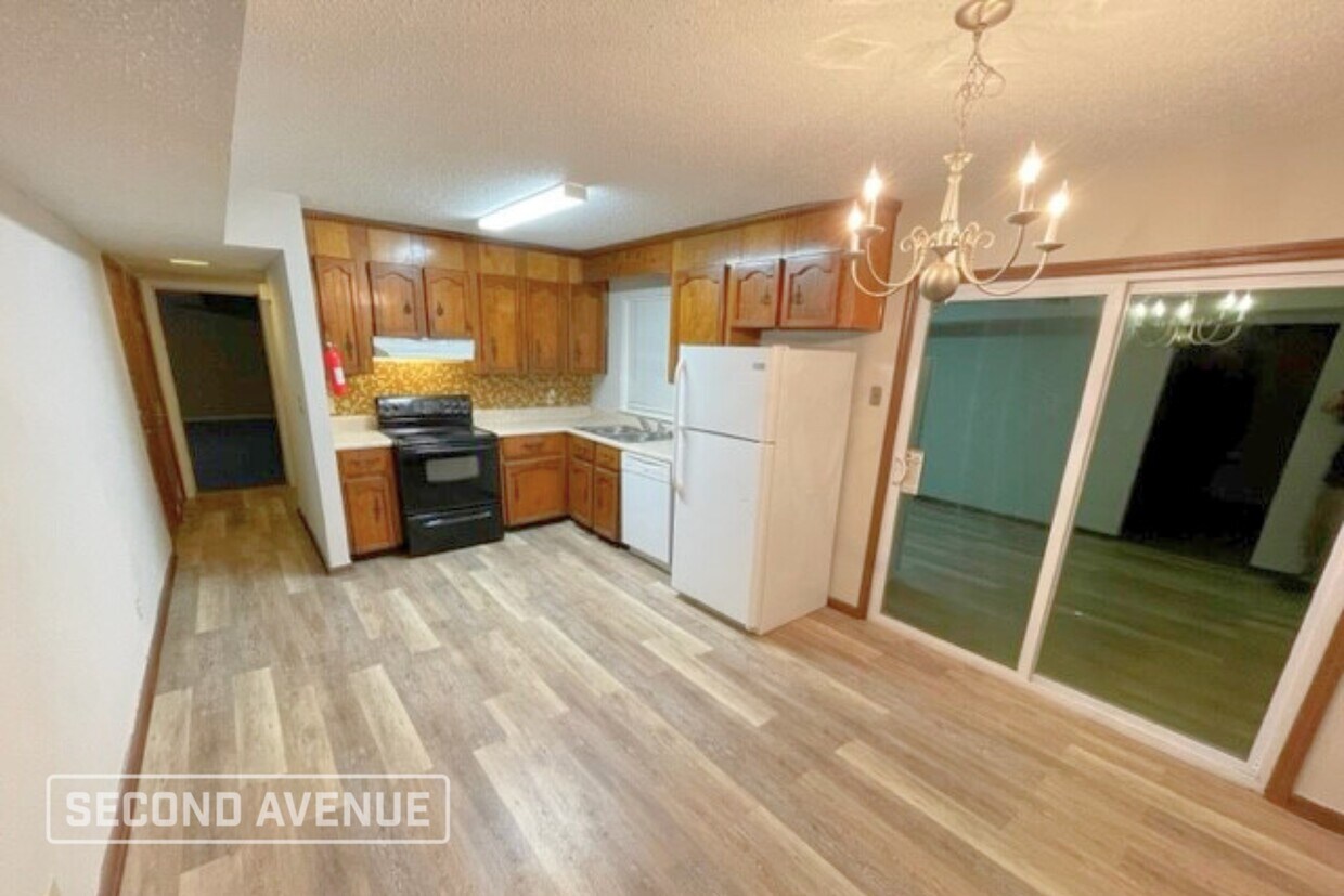 Foto principal - 4786 High Oak Dr