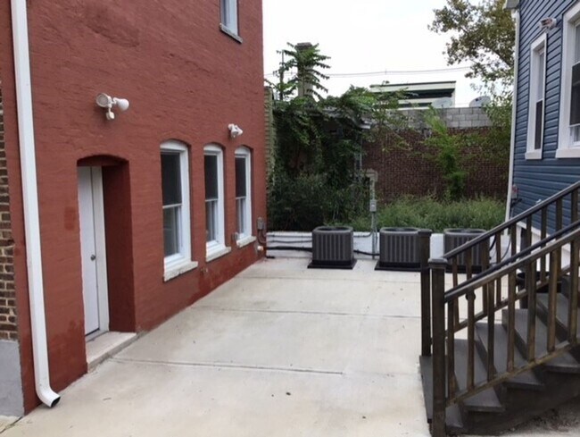 Foto del edificio - 688 State St