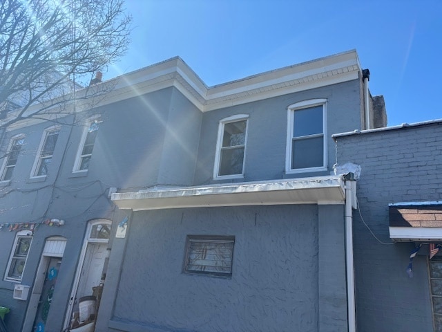 Primary Photo - 4742 Richmond St