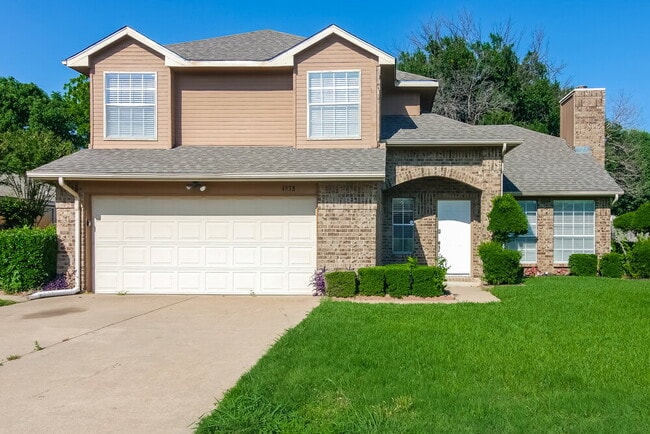 Building Photo - 4978 Briar Oaks Ln