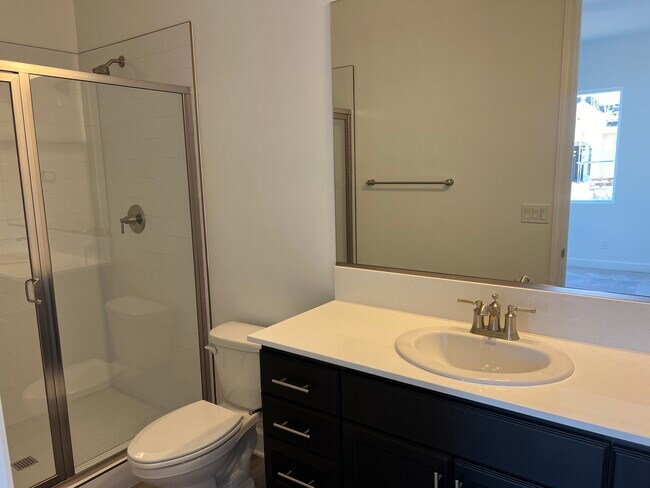 Foto del edificio - 779 Skyview Ln