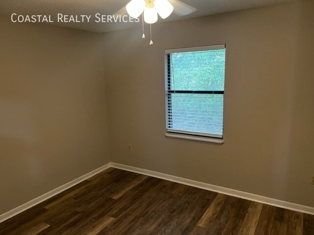Building Photo - 316 Lewis F