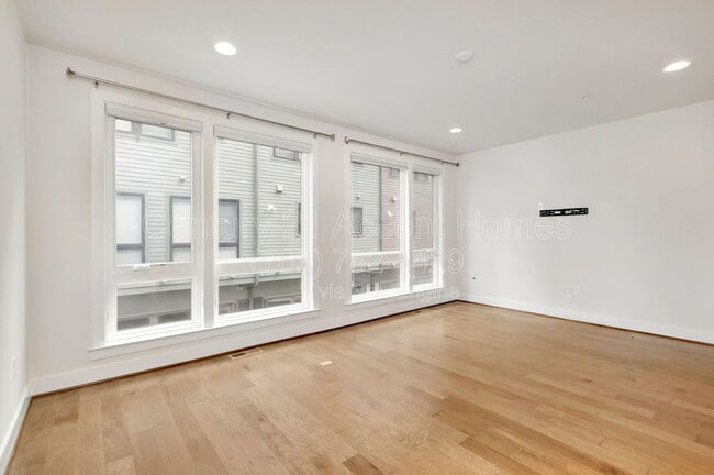 Photo - 402 Stabler Ln Townhome