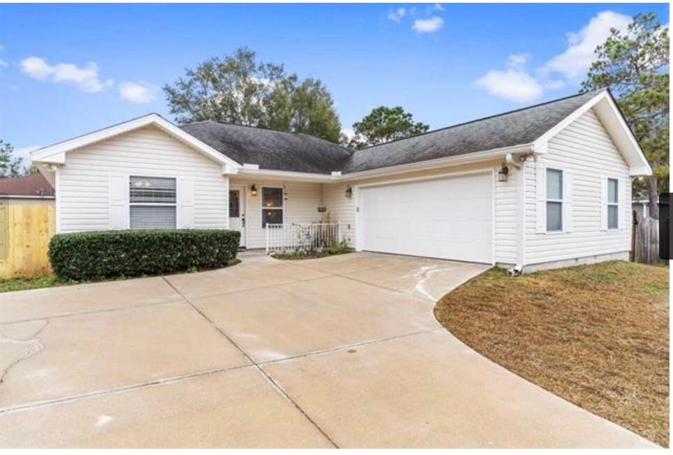 15 Loblolly Cir, Midway, FL 32343 House Rental in Midway, FL