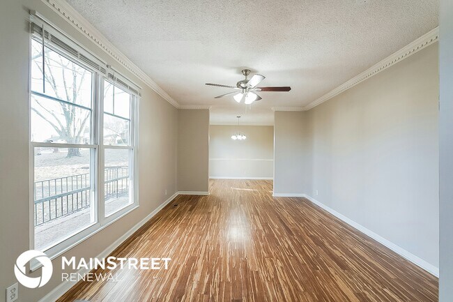 Foto del edificio - 3529 Wood Bridge Dr