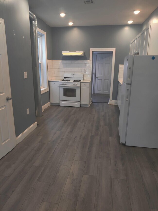 Foto del edificio - 152 N 60th St