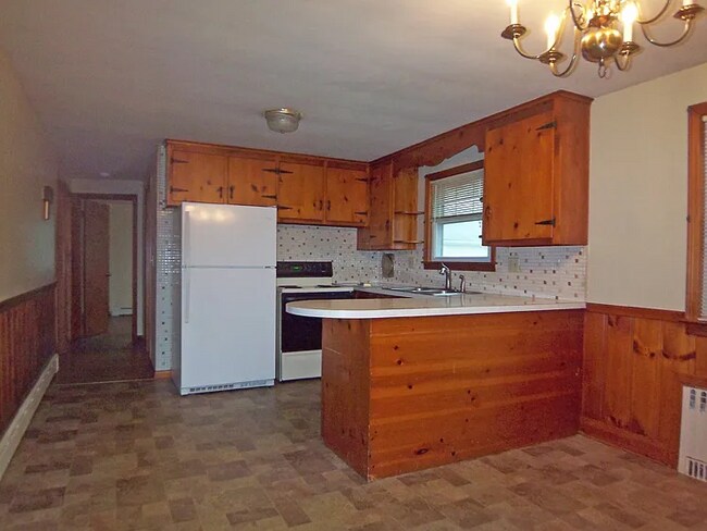 Foto del edificio - Comfortable Ranch in Quiet Neighborhood 3 Bedrooms/ 1 full bath