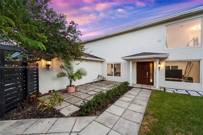 Foto del edificio - 1617 SW 17th Ave