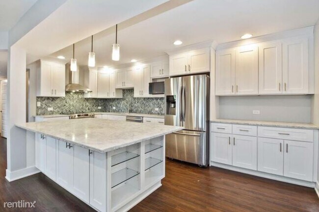 Building Photo - 12666 S London Ln