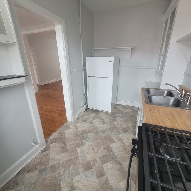 Photo - 1611 Hampton Blvd Apartment