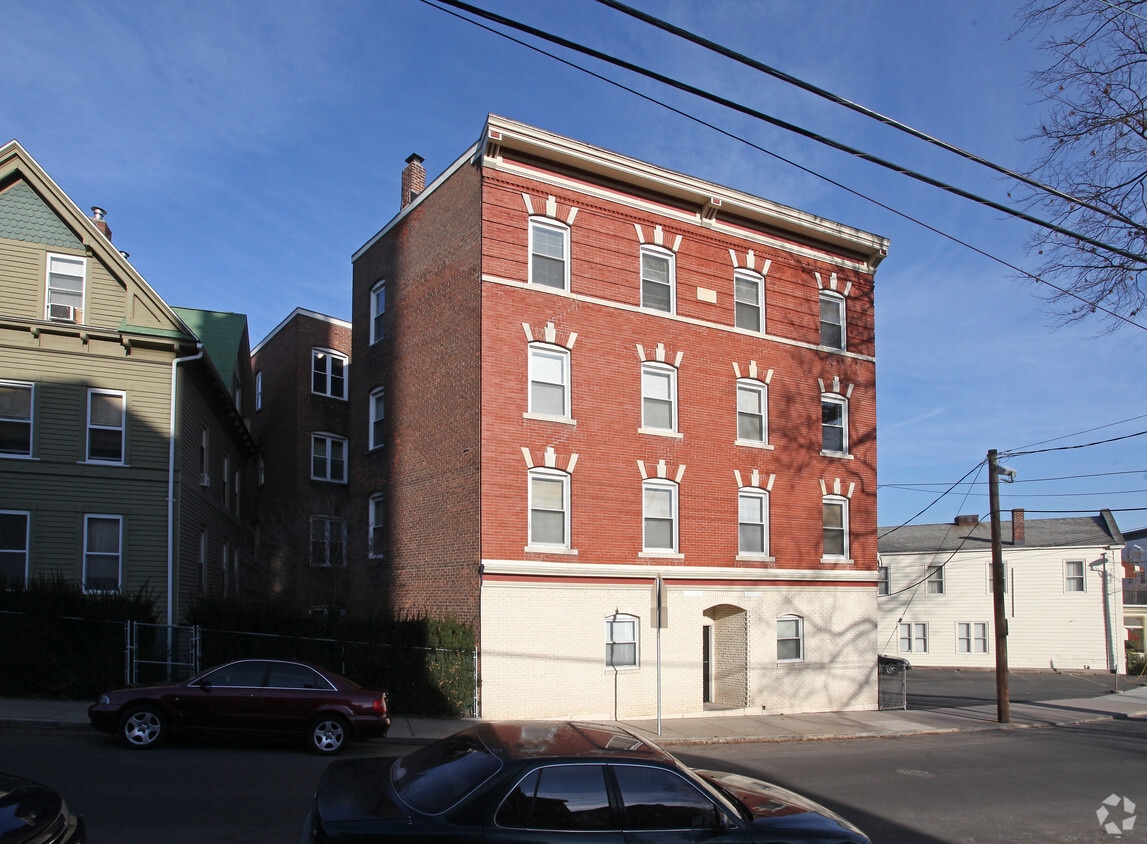 Building Photo - 344 Washington Ave