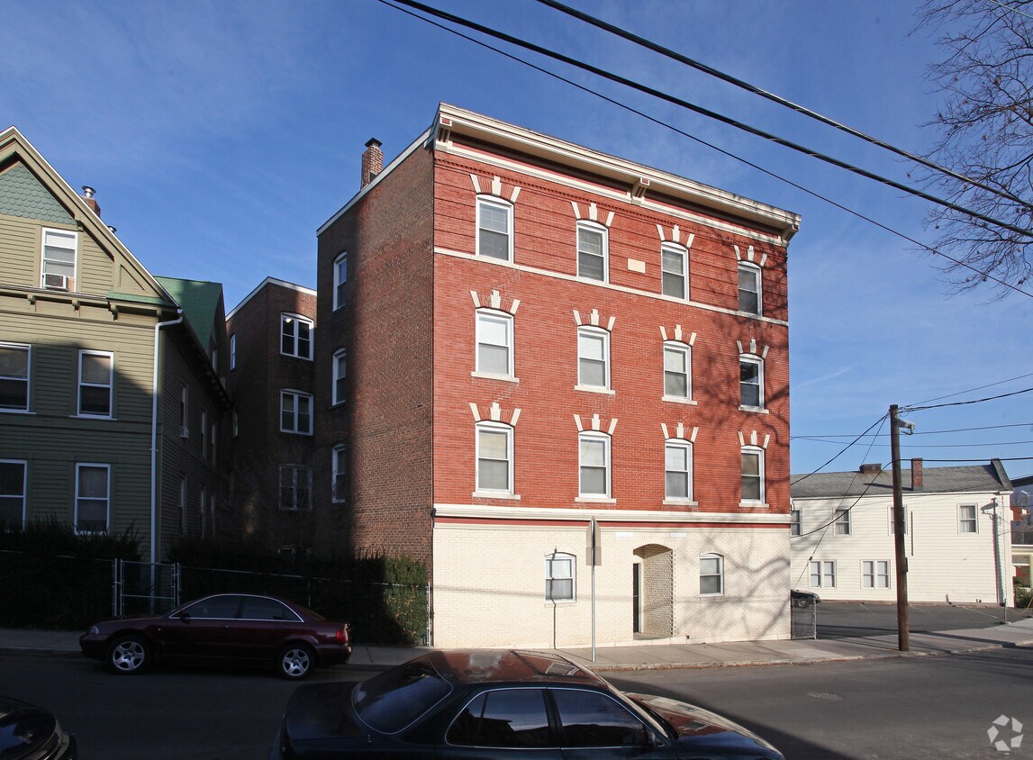 Foto del edificio - 344 Washington Ave