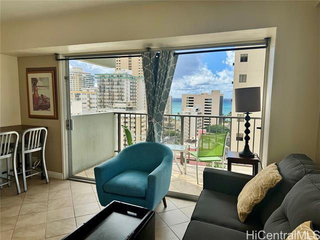 Foto del edificio - 2440 Kuhio Ave.