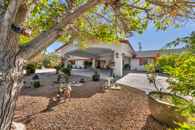 Foto del edificio - 3037 Palomino Ln