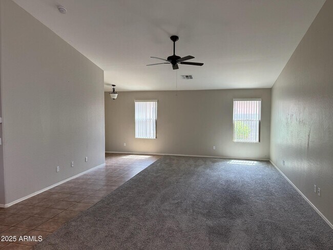 Building Photo - 13933 W Port Royale Ln
