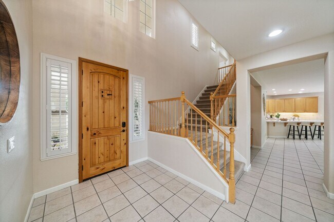 Foto del edificio - Beautiful Natomas Park Corner Lot!